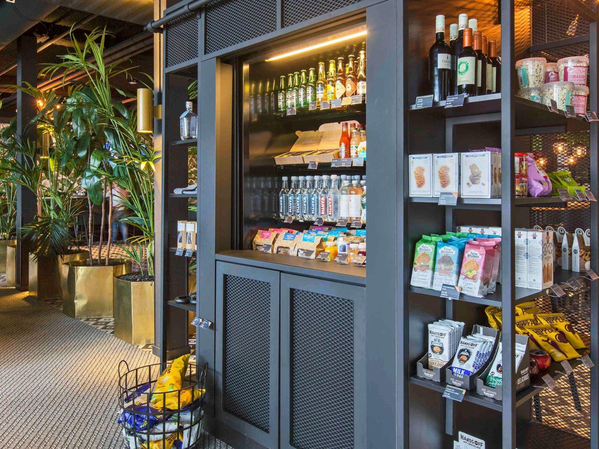 ไอบิส สไตล์ อัมสเตอร์ดัมแอร์พอร์ต Hotel Amsterdam Airport Schiphol ภายนอก รูปภาพ